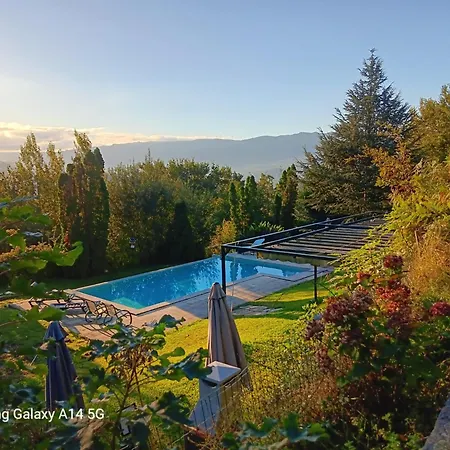 Confort, Fun And Leisure In Douro Rural Space *