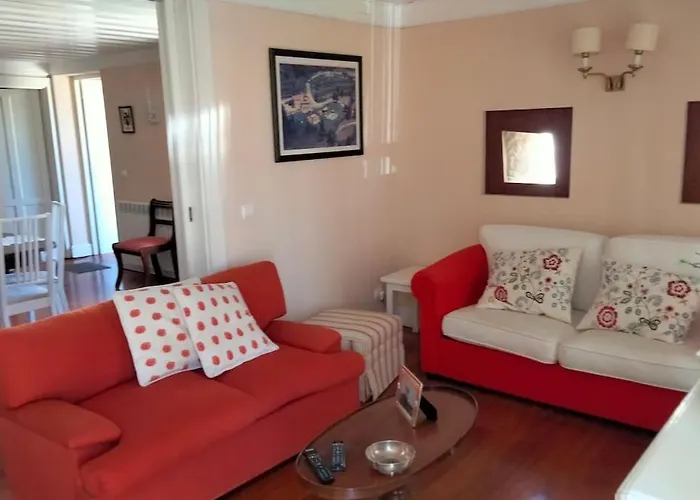 Confort, Fun And Leisure In Douro Rural Space *